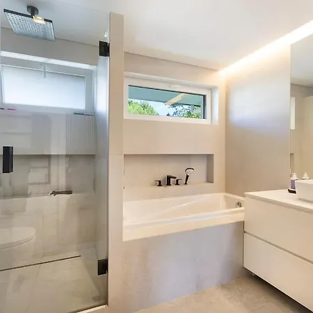 Rosario Pool Cascais