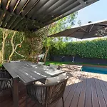 Βίλα Rosario Pool
